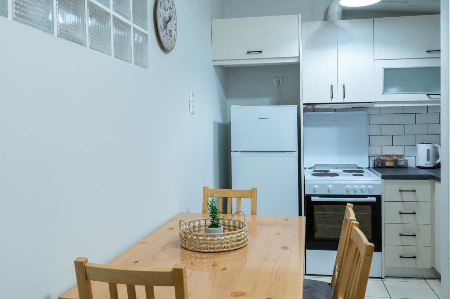 Entire Apt, 2 Bdrm, City Center Athen Eksteriør bilde